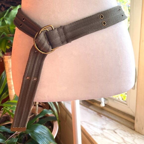 Canvas Belt D Ring - Picture 1 of 2